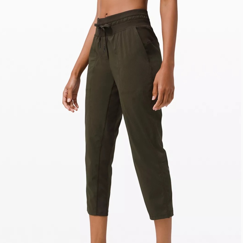 Lululemon Dance Studio Crop Pants